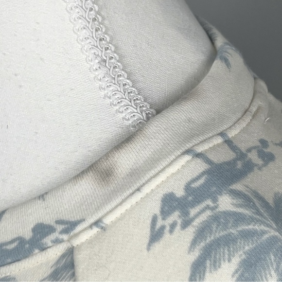 Lou & Grey for Loft ivory blue tropical palm tree print sweatshirt, large. - Picture 8 of 8